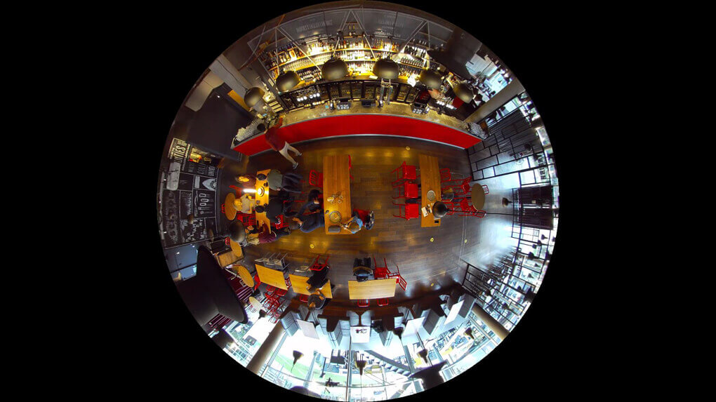 360° image of cafe